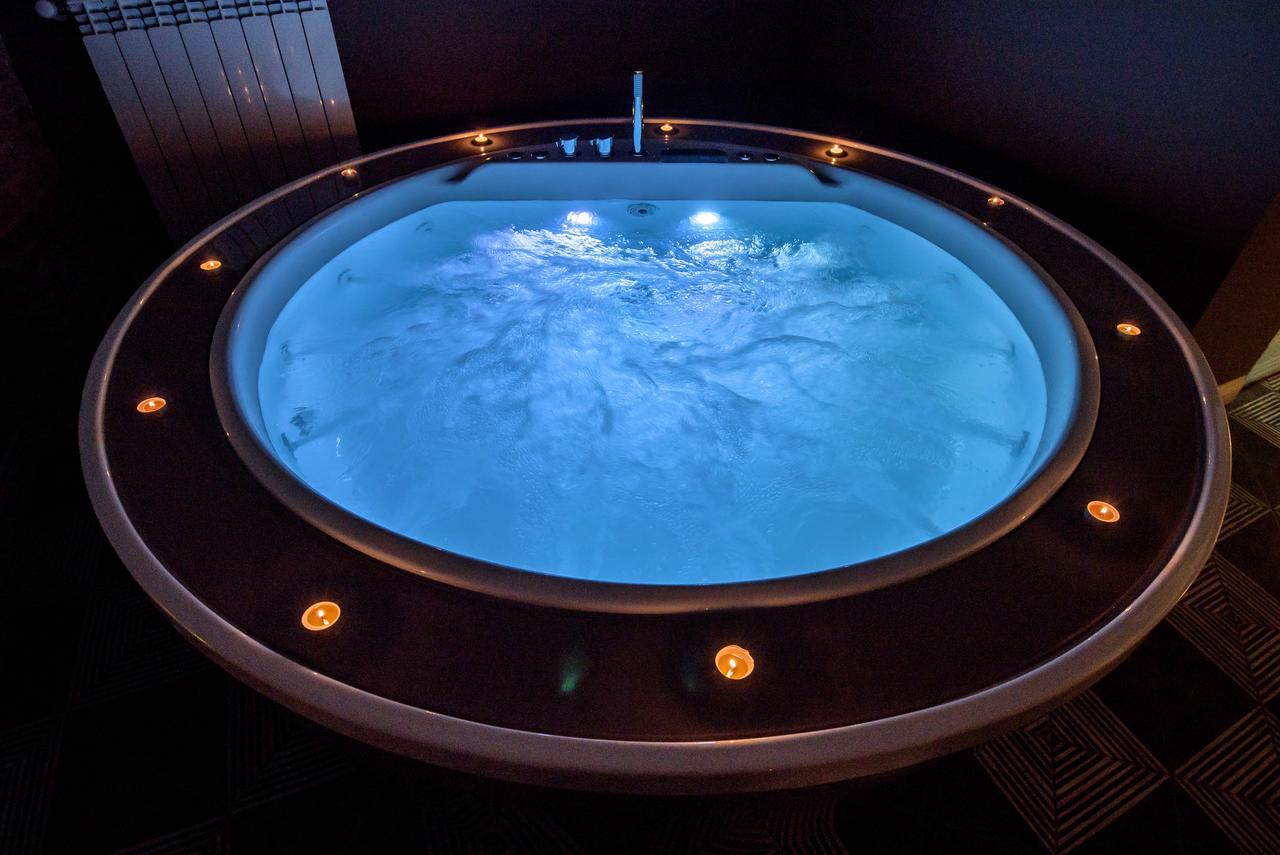 Marie Claire Apartments & Spa Васто Екстер'єр фото